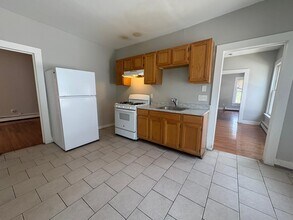 Building Photo - 265 Norton St