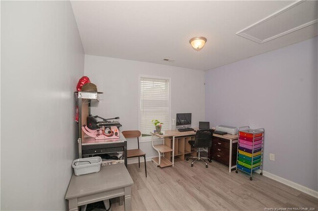 Building Photo - 163 Lumber St