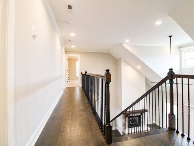 Building Photo - Beautiful two story home at Whispering Pines!