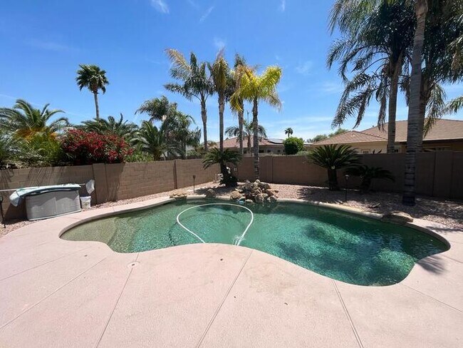 Primary Photo - Spacious 4 Beds, 2 Baths Home with POOL in...