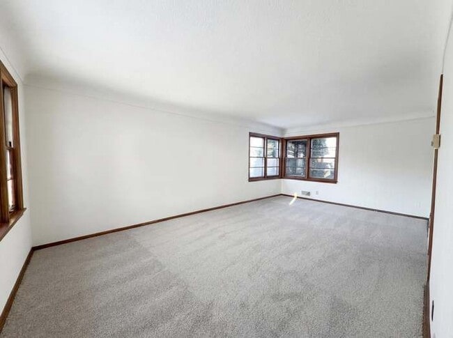 Building Photo - 973 Bidwell St