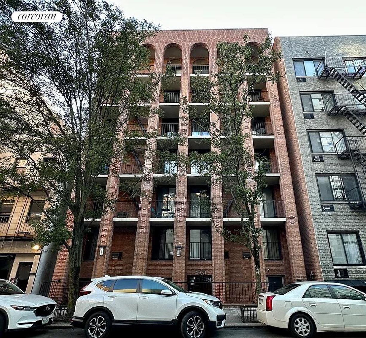 Building Photo - 430 E 77th St