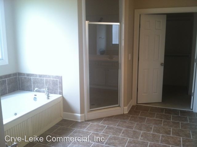 Building Photo - 4 br, 3.5 bath House - 828 Turnbridge Dr