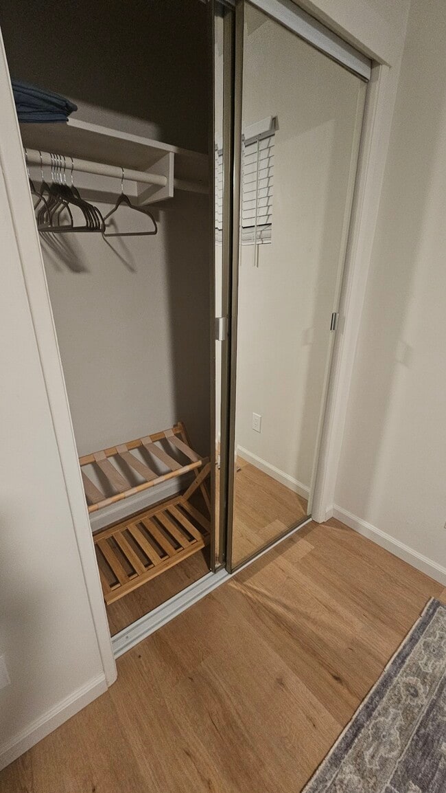 Building Photo - 6025 Dipper St