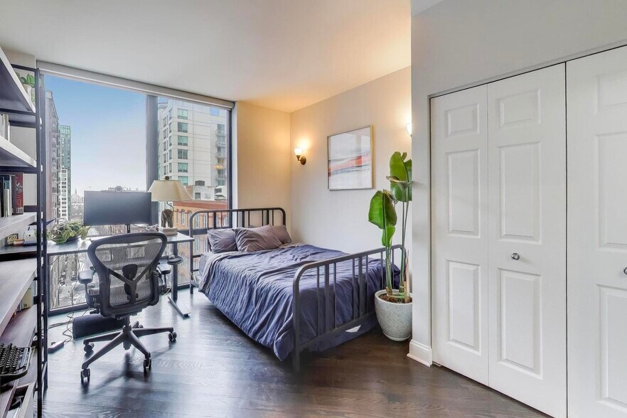 Building Photo - 435 W Erie St