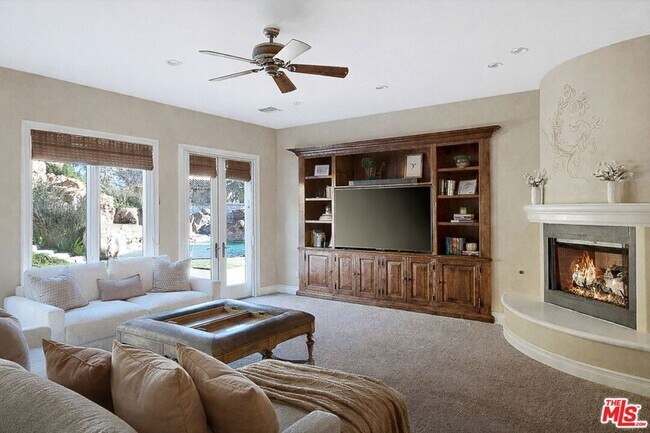 Building Photo - 4130 Prado De Los Caballos