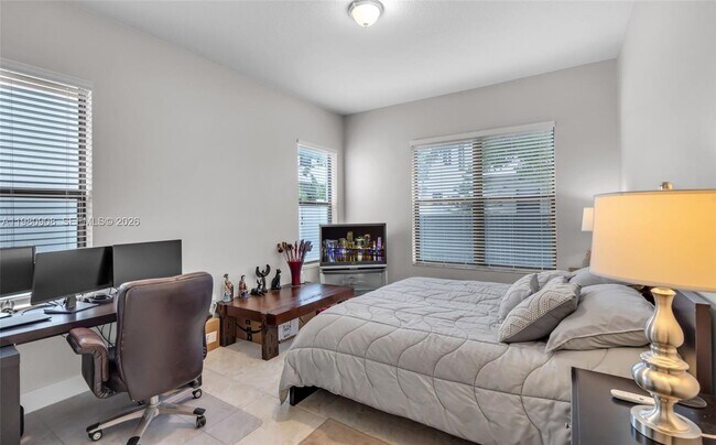 Building Photo - 3274 W 96 Pl