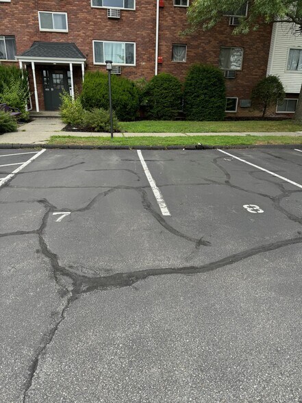 Building Photo - 797 Sergeant Palmateer Way