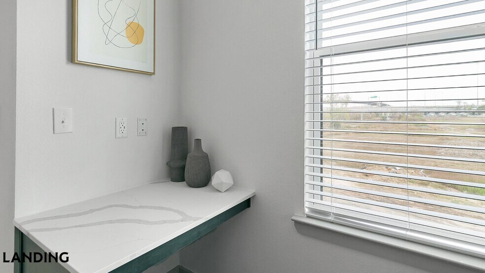 Building Photo - 91 Jensen Dr