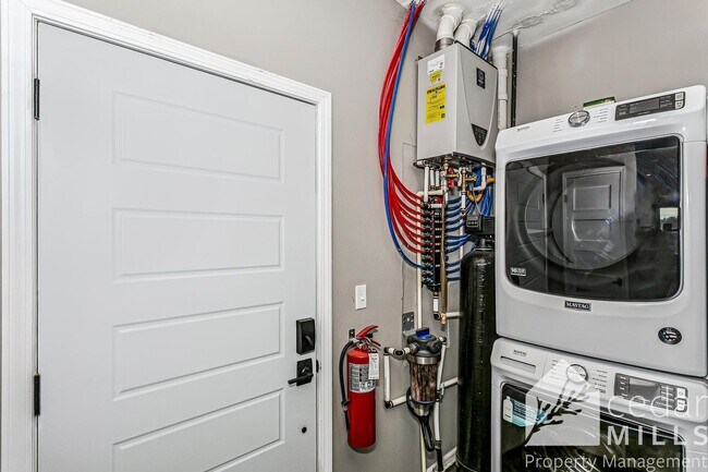 Building Photo - 109 N Main St