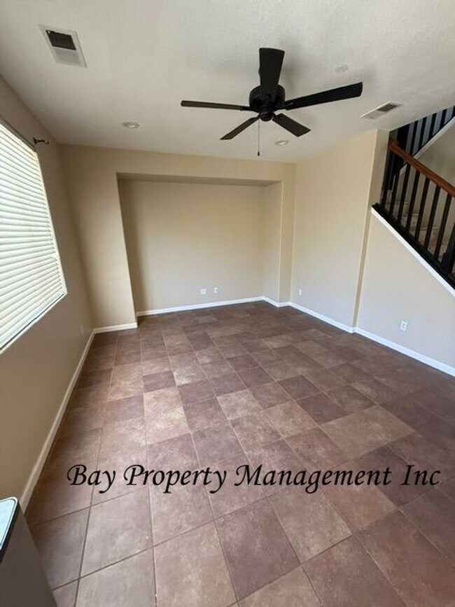 Building Photo - 380 Barolo Cir