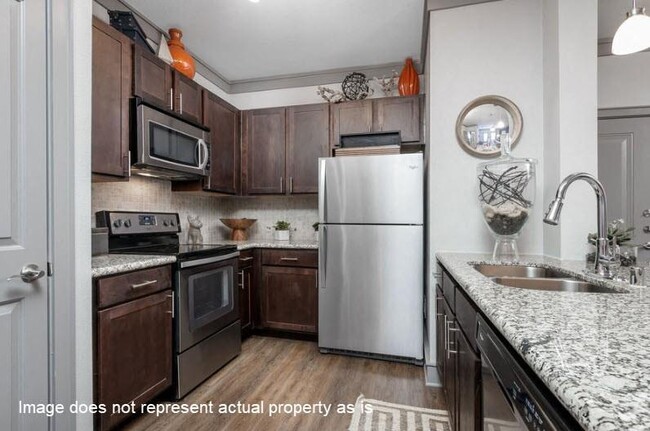 Building Photo - 4689 Mustang Pkwy