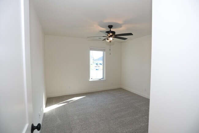 Building Photo - 4605 Chambers Bay Dr