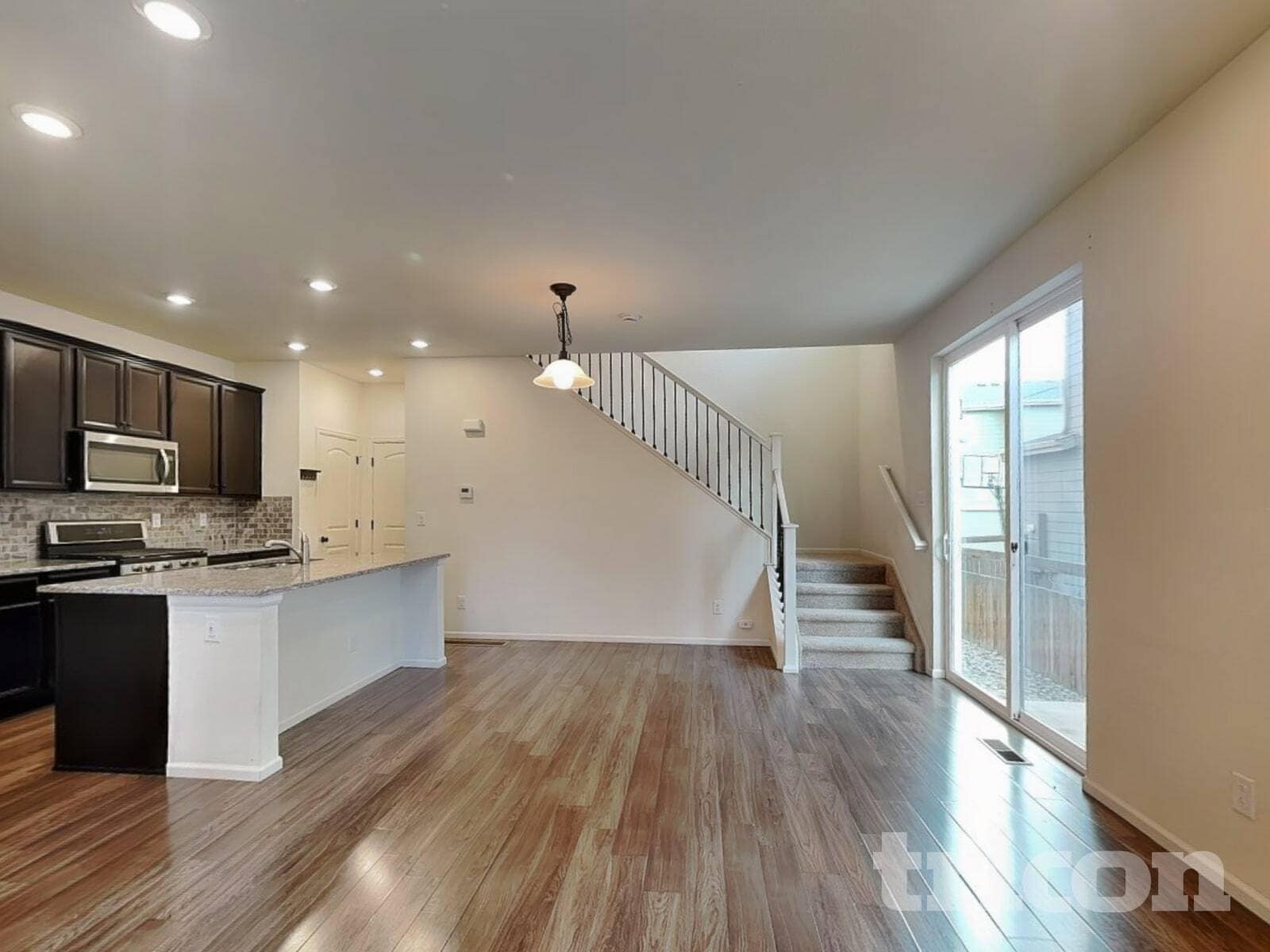 Building Photo - 21895 E Radcliff Cir