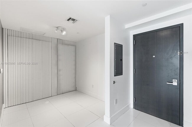 Building Photo - 1080 Brickell Ave