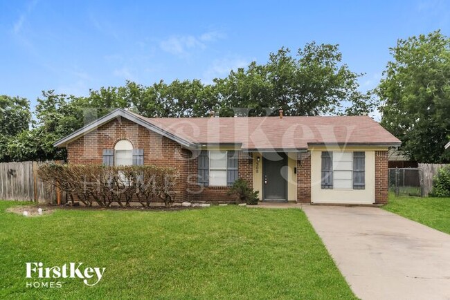 Primary Photo - 308 Coury Rd