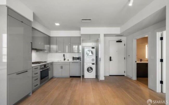 Building Photo - 901 Tennessee St