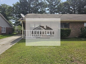 Building Photo - 1521 Pine Cone Ln NW