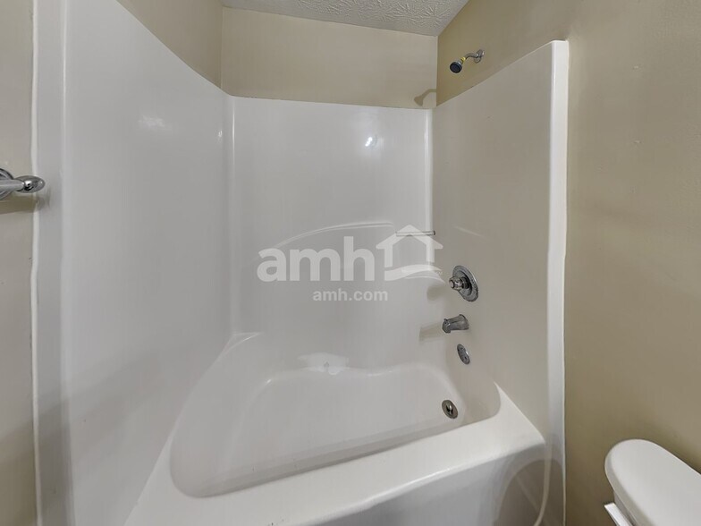 Building Photo - 3705 Sidda Way