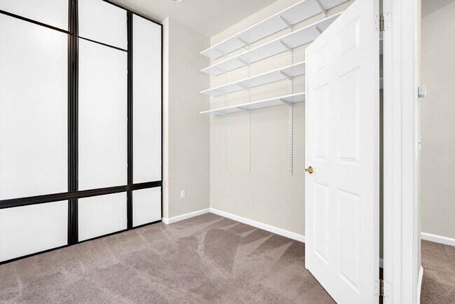 Building Photo - Move-In Ready 4-Bed, 3-Bath Gem in a Covet...