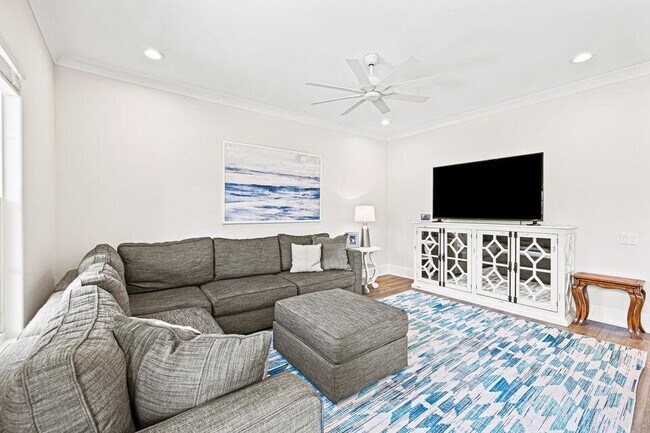 Building Photo - 25 Sugar Sands Dr