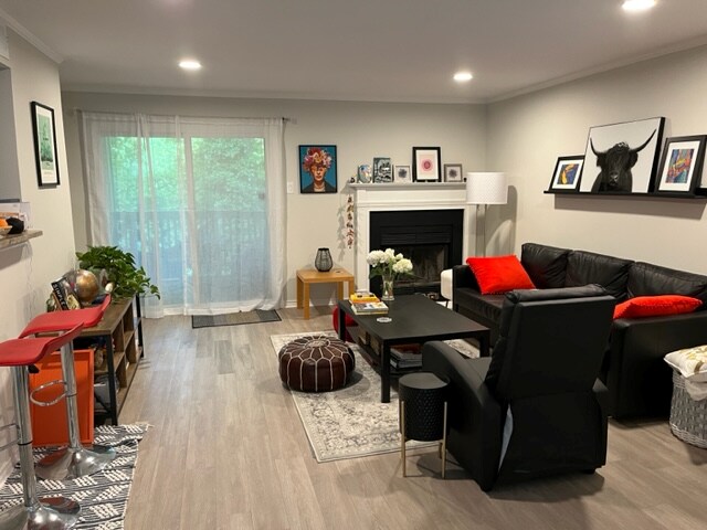 Building Photo - 1505 Lincoln Way