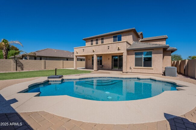 Building Photo - 12307 W Villa Hermosa