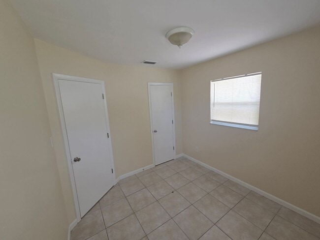 Building Photo - Charming 3 Bedroom Home in South Tampa's Ballast Point Neighborhood