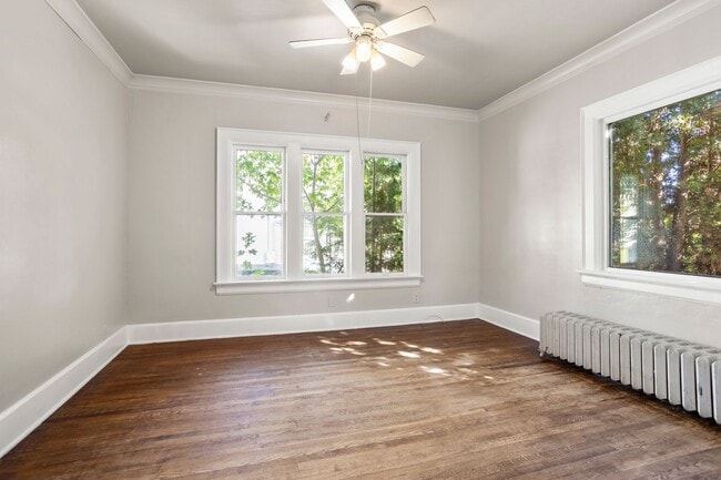 Building Photo - 3 Bedroom House in Manitowoc