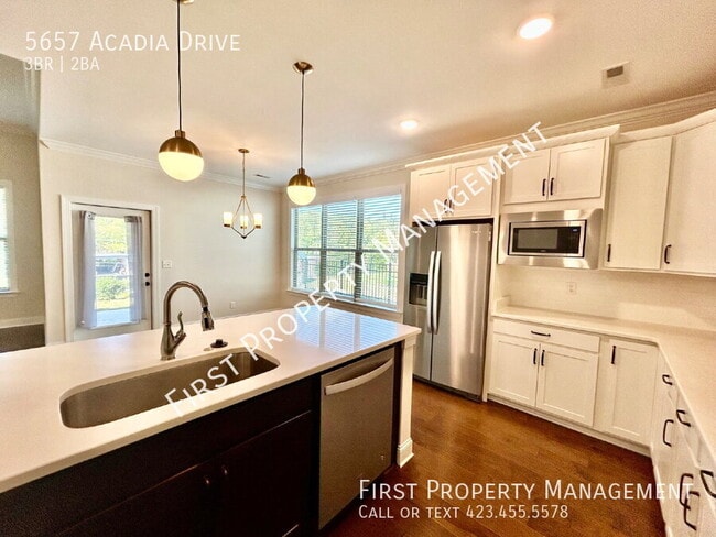 Building Photo - 5657 Acadia Dr