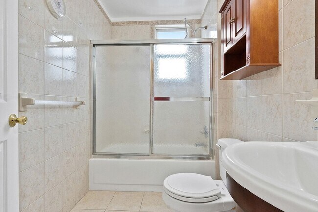 Building Photo - 155 Arlington Ave