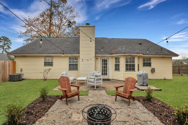 Building Photo - 286 Teal Lake Dr