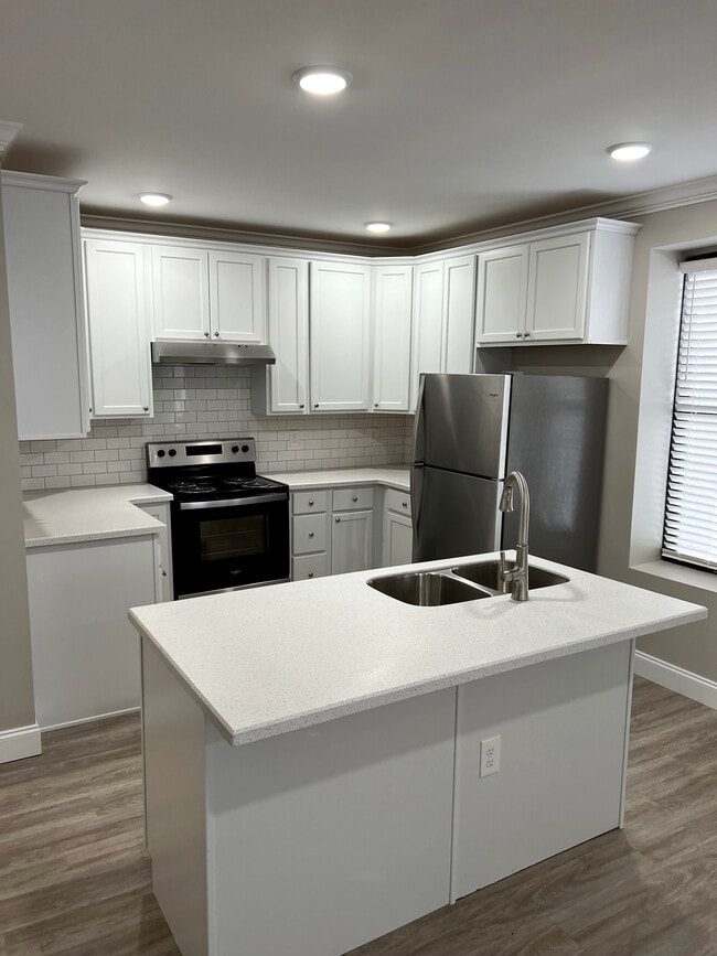 Building Photo - Century Lofts