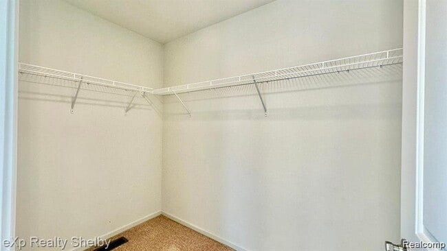 Building Photo - 1071 N Sherman Dr