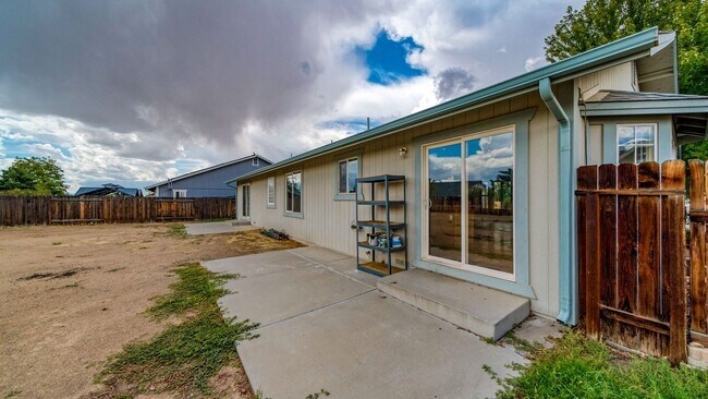 Building Photo - Spanish Springs Rental -- One Story.  No Pets Permitted