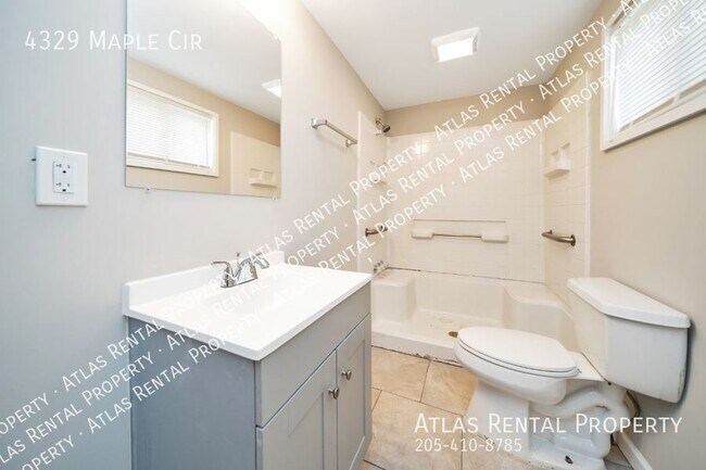 Building Photo - 4329 Maple Cir
