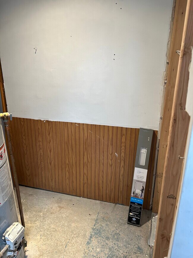 Building Photo - 111 Foster Rd