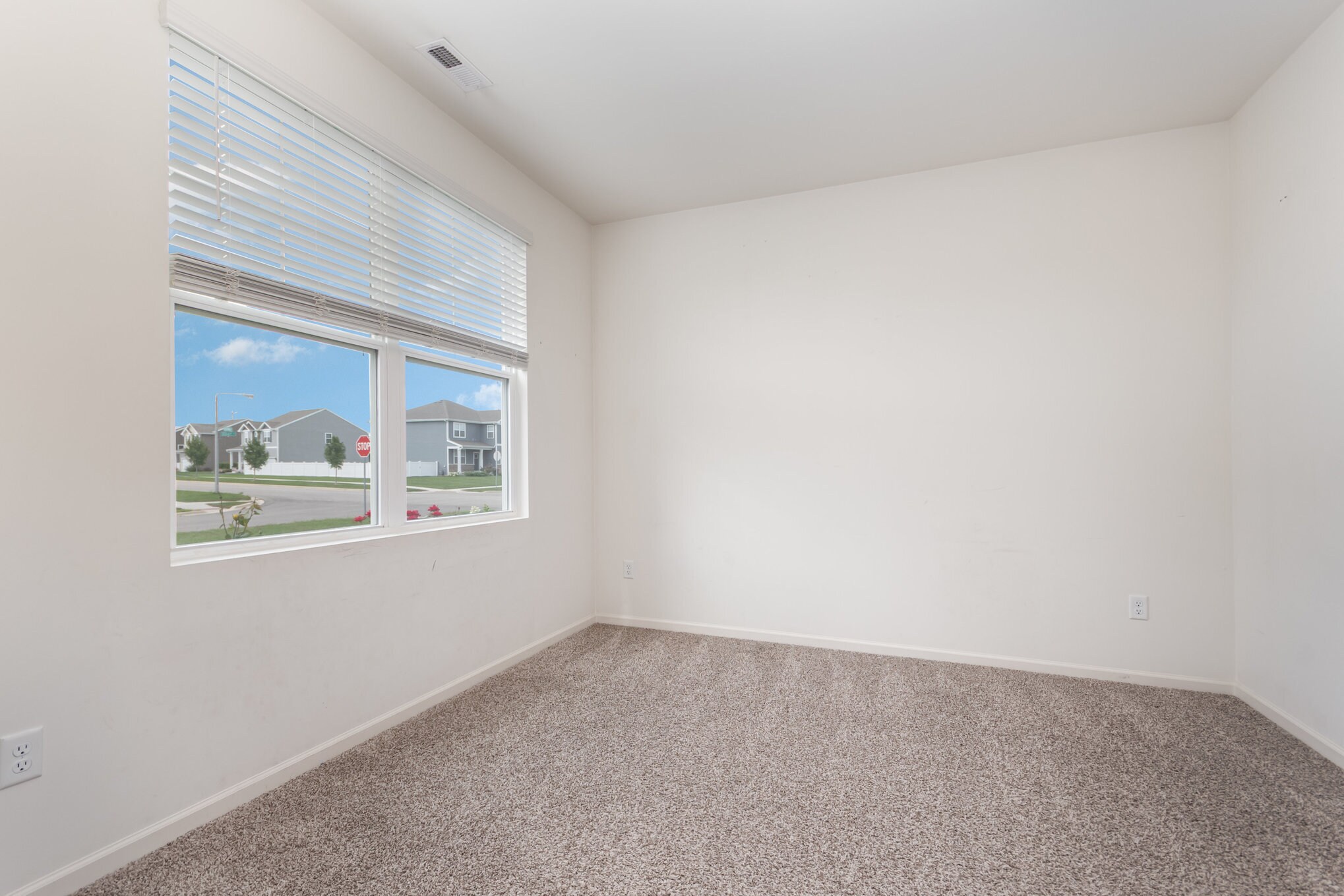 Building Photo - 2686 Seeley St