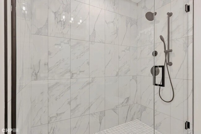 Building Photo - 5434 S Michigan Ave