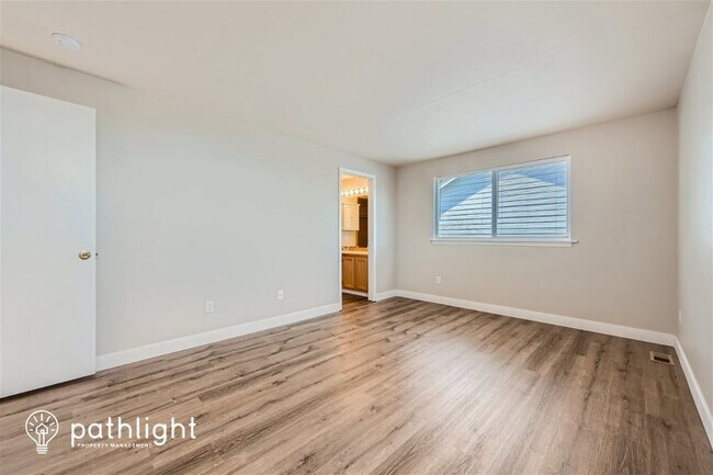 Building Photo - 18308 SE 260th Pl