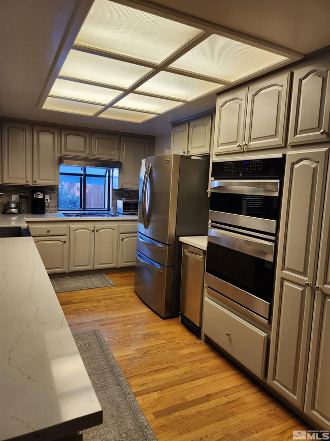 Building Photo - 3815 Golden Springs Dr
