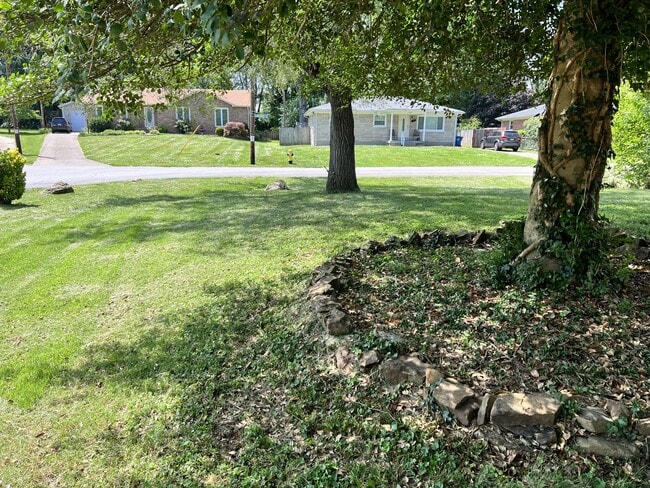 Building Photo - 5321 Juanita Ln