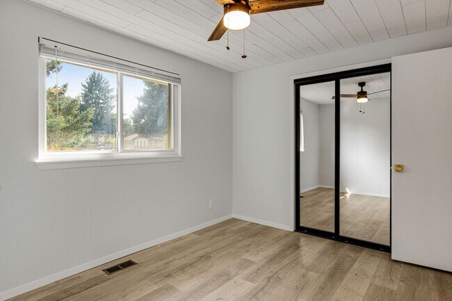 Building Photo - 11030 W Musket St