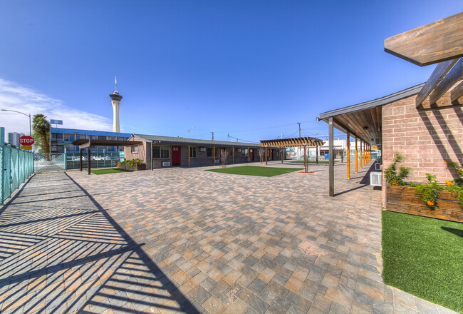 Primary Photo - 1324 S Casino Center Blvd