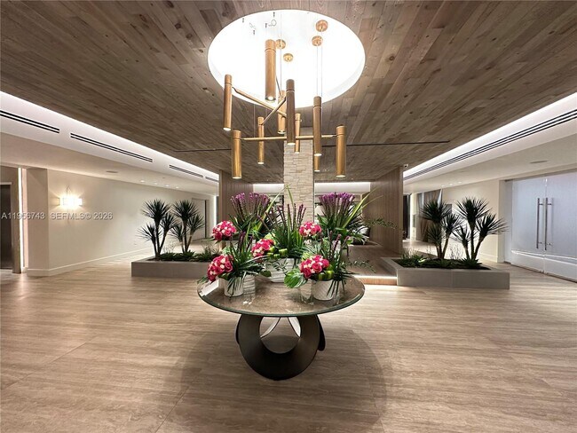 Building Photo - 2301 Collins Ave