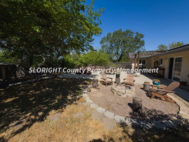 Building Photo - Atascadero Home with Backyard Oasis + Bonus Office