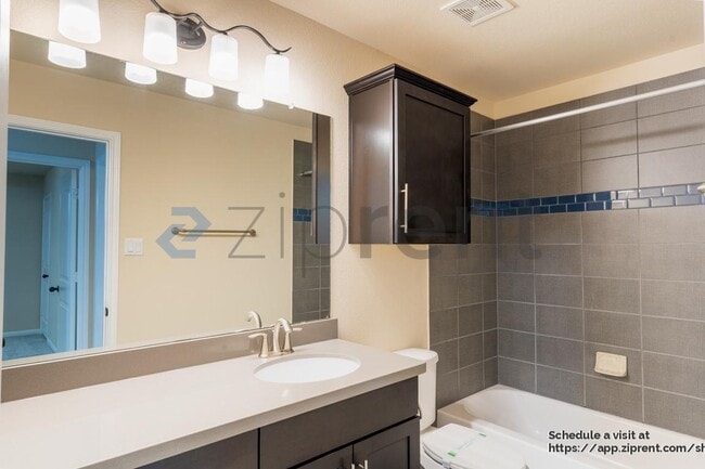 Building Photo - 10509 Branden Ct