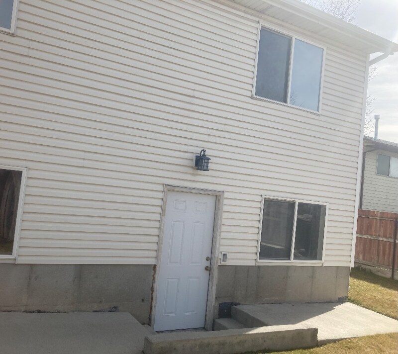 Building Photo - 416 S 600 E