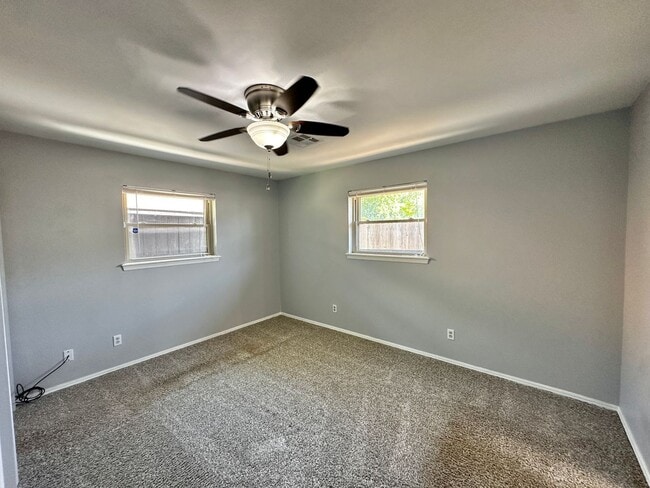 Building Photo - Remodeled Bathrooms