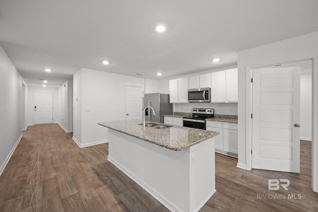 Building Photo - 15133 Forsythia Lp